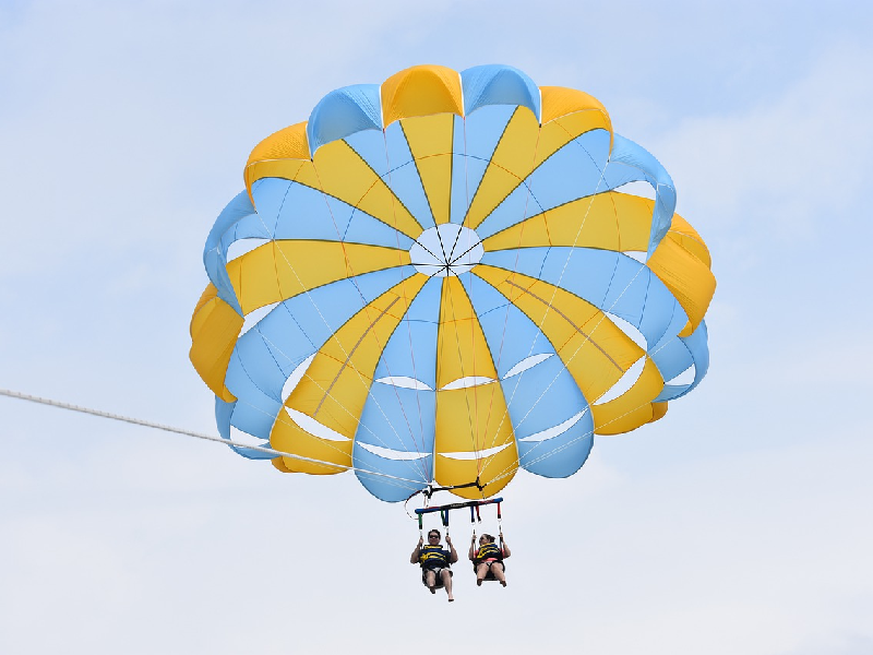 Paramotoring & Parasailing